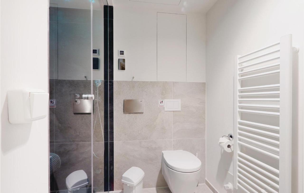 Gorgeous Apartment In Luebeck Travemuende With Wifi Ngoại thất bức ảnh